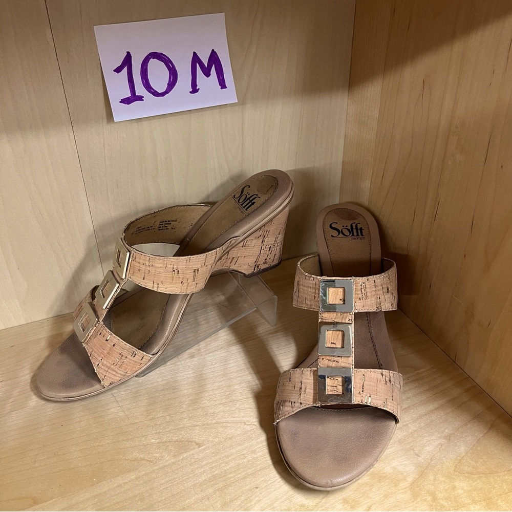 #076 Sofft Slide Sandals, Size 10M